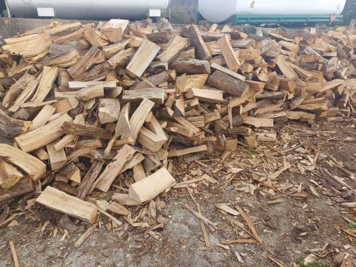 Livraison de bois de chauffage Beuzeville